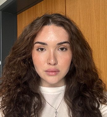 Исходное селфи у двери